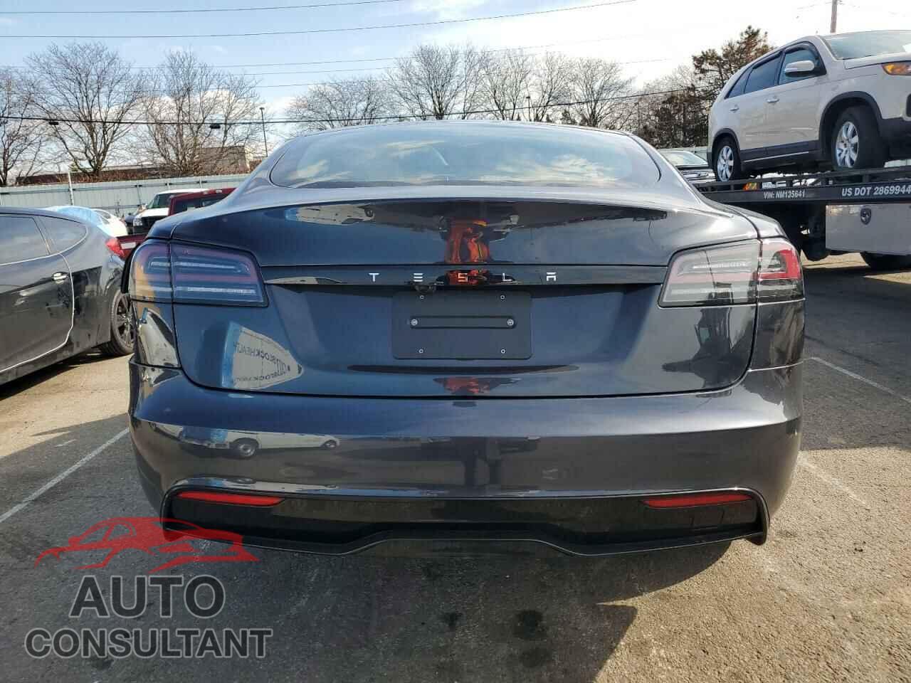 TESLA MODEL S 2023 - 5YJSA1E51PF529565