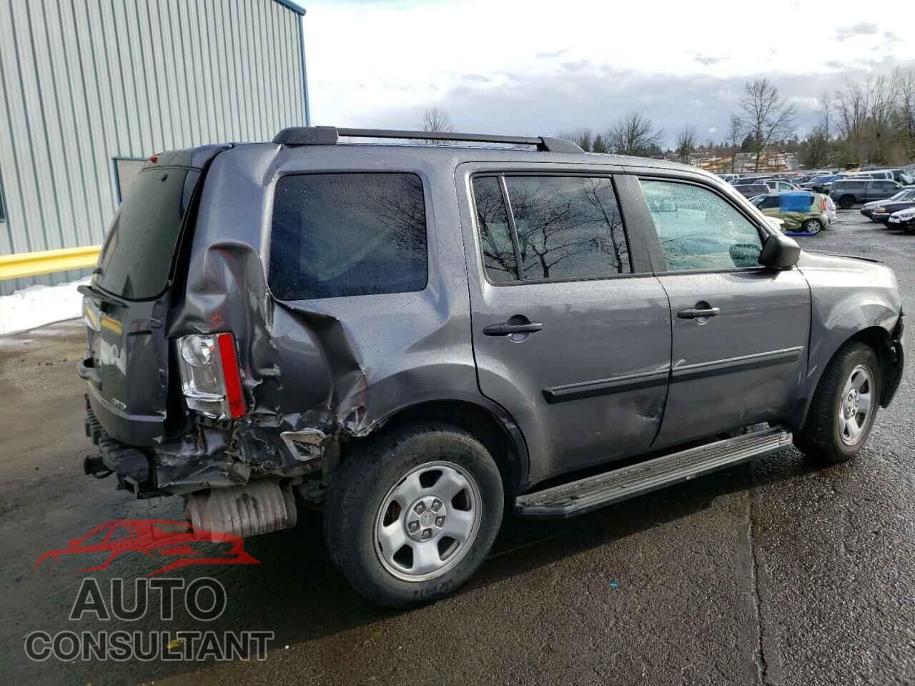 HONDA PILOT 2015 - 5FNYF4H21FB005331