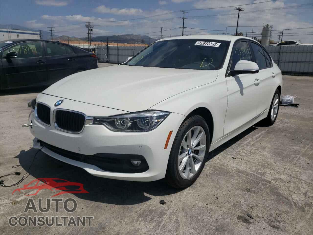 BMW 3 SERIES 2018 - WBA8A9C56JAH14349