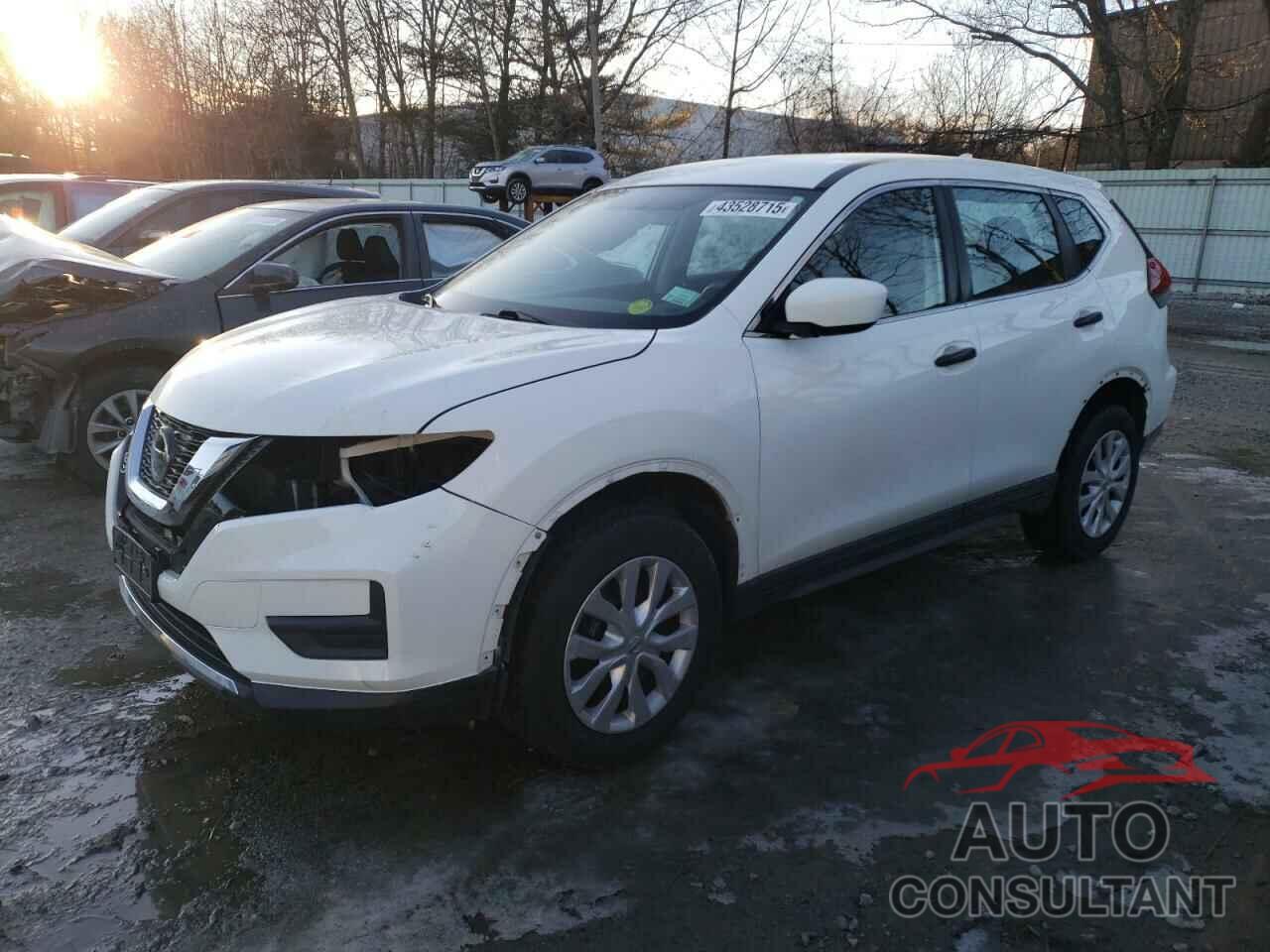 NISSAN ROGUE 2018 - KNMAT2MV3JP598221