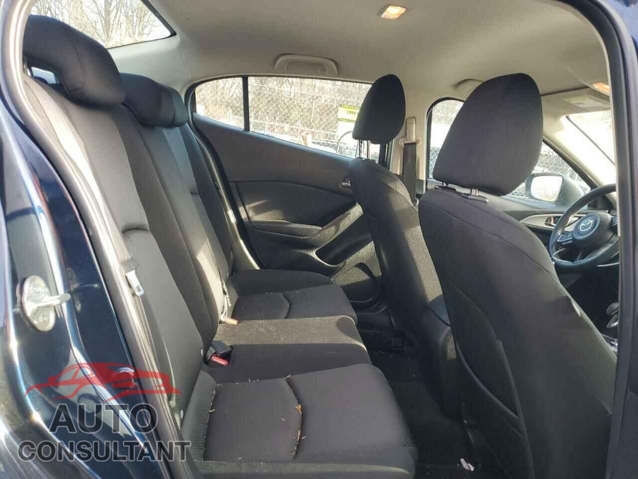MAZDA 3 2017 - 3MZBN1U77HM150488