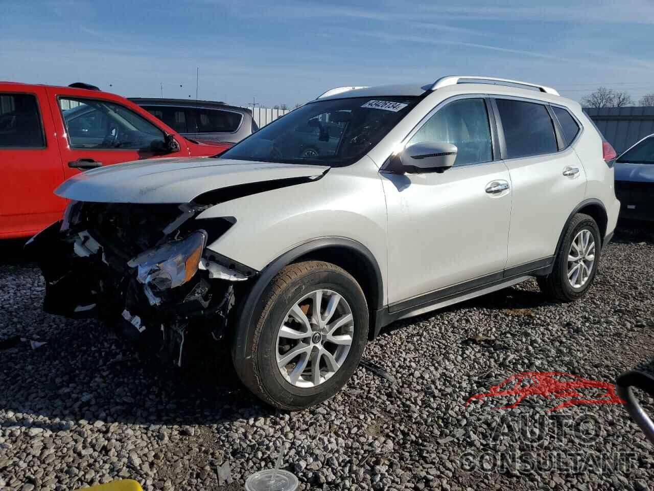 NISSAN ROGUE 2017 - KNMAT2MT4HP509104