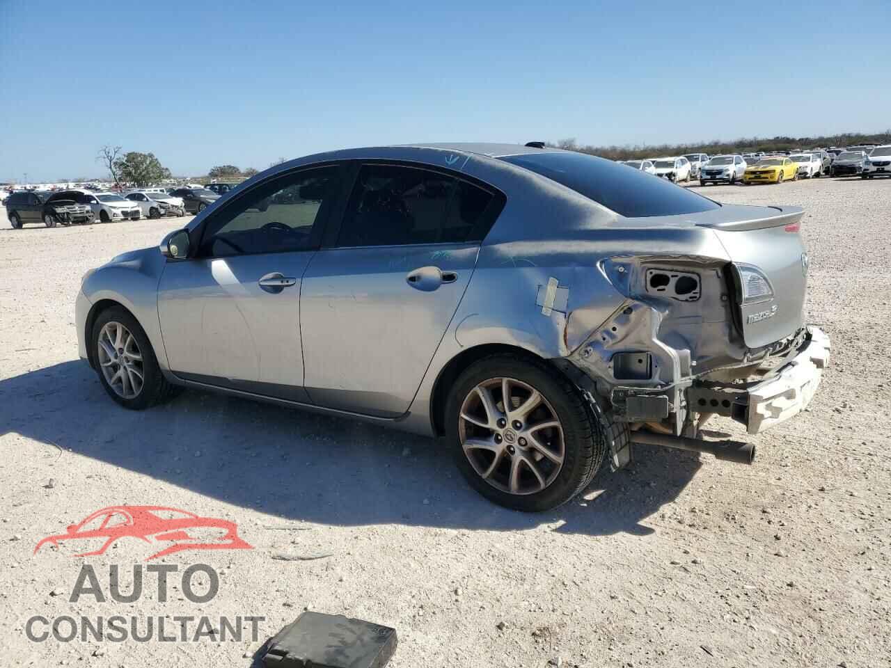 MAZDA MAZDA3 2012 - JM1BL1W58C1500530