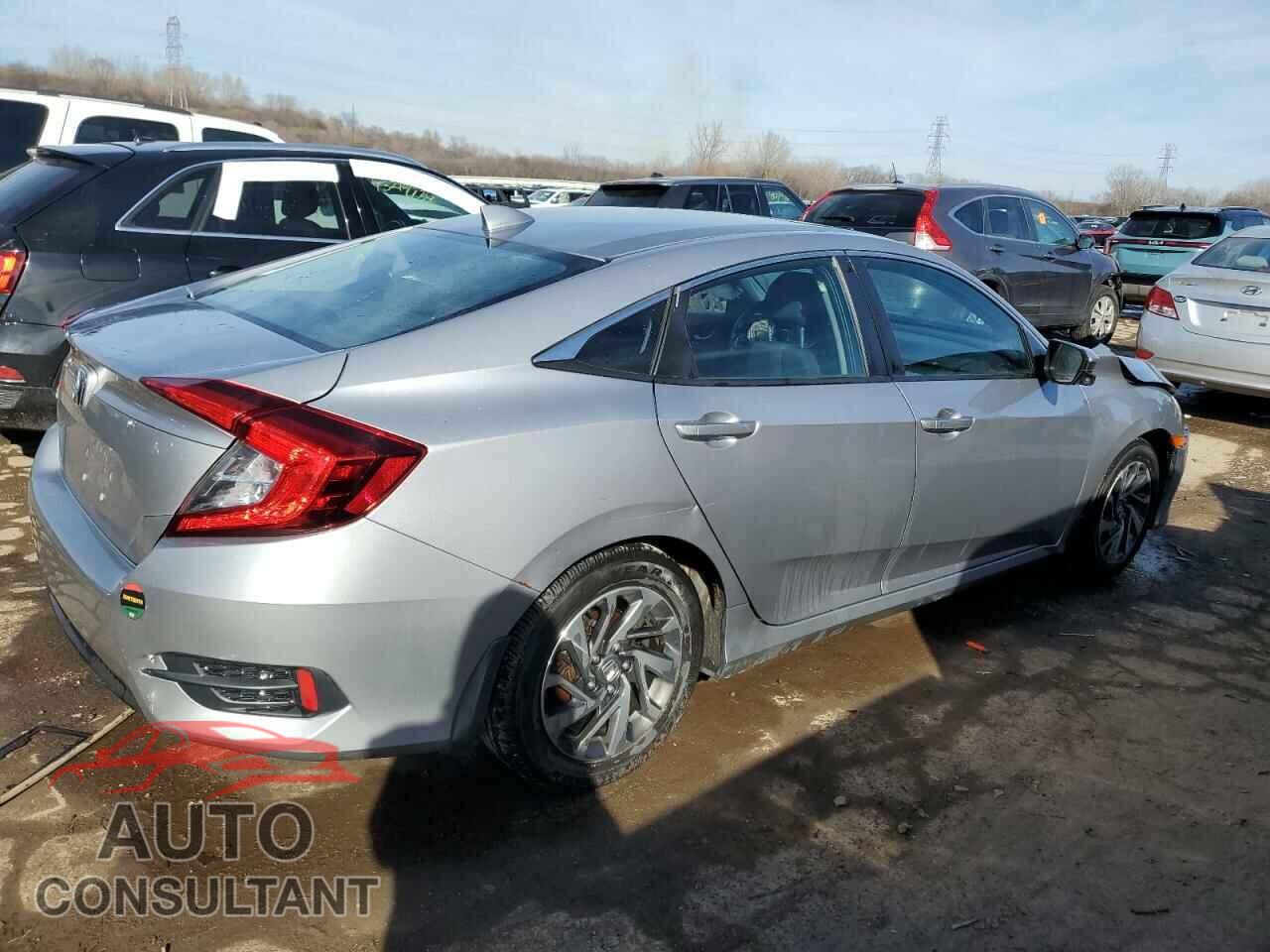 HONDA CIVIC 2018 - 2HGFC2F71JH524886
