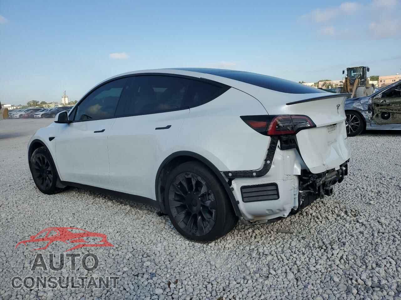 TESLA MODEL Y 2023 - 7SAYGAEE5PF809727