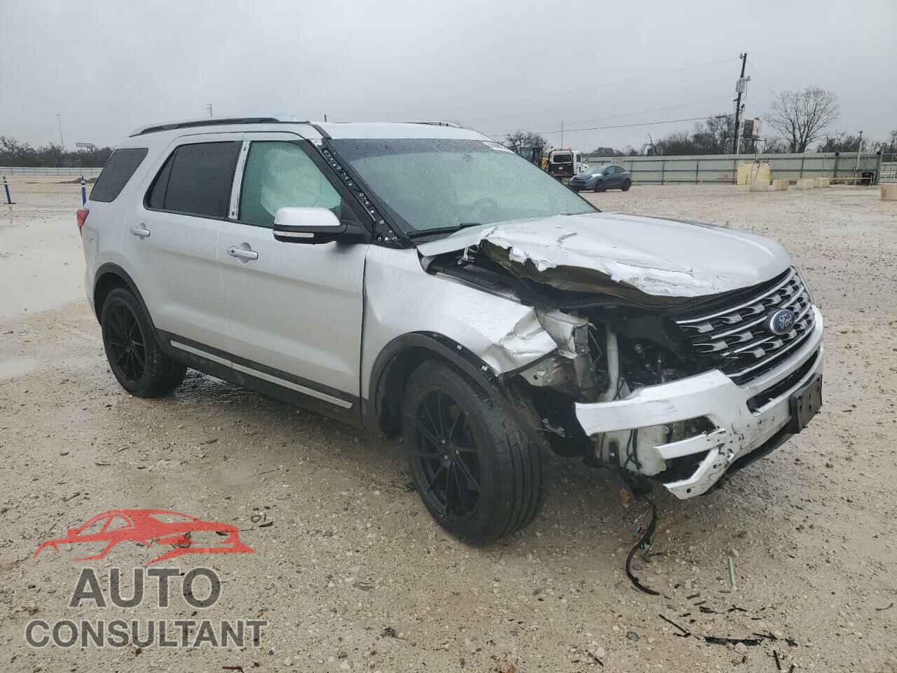 FORD EXPLORER 2017 - 1FM5K7F82HGC13603