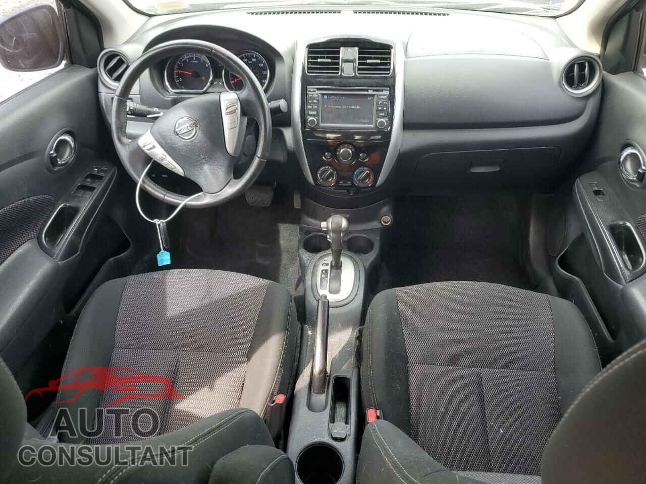 NISSAN VERSA 2017 - 3N1CN7AP3HL869163