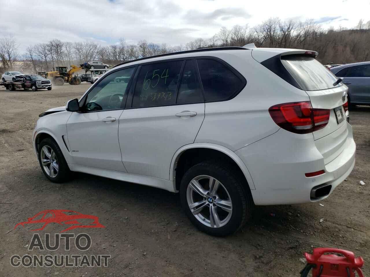 BMW X5 2015 - 5UXKR0C53F0P18655