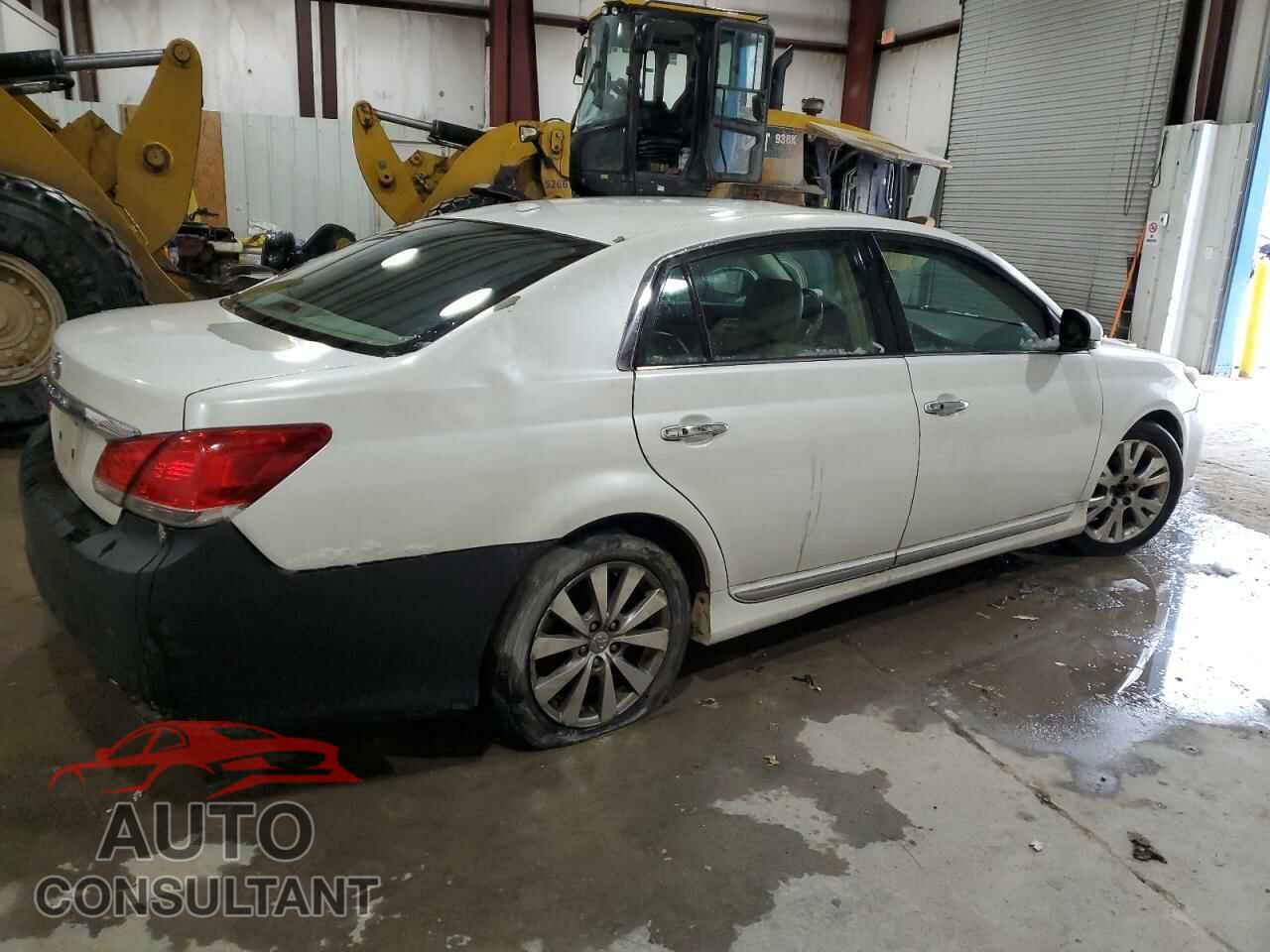 TOYOTA AVALON 2011 - 4T1BK3DB7BU416795