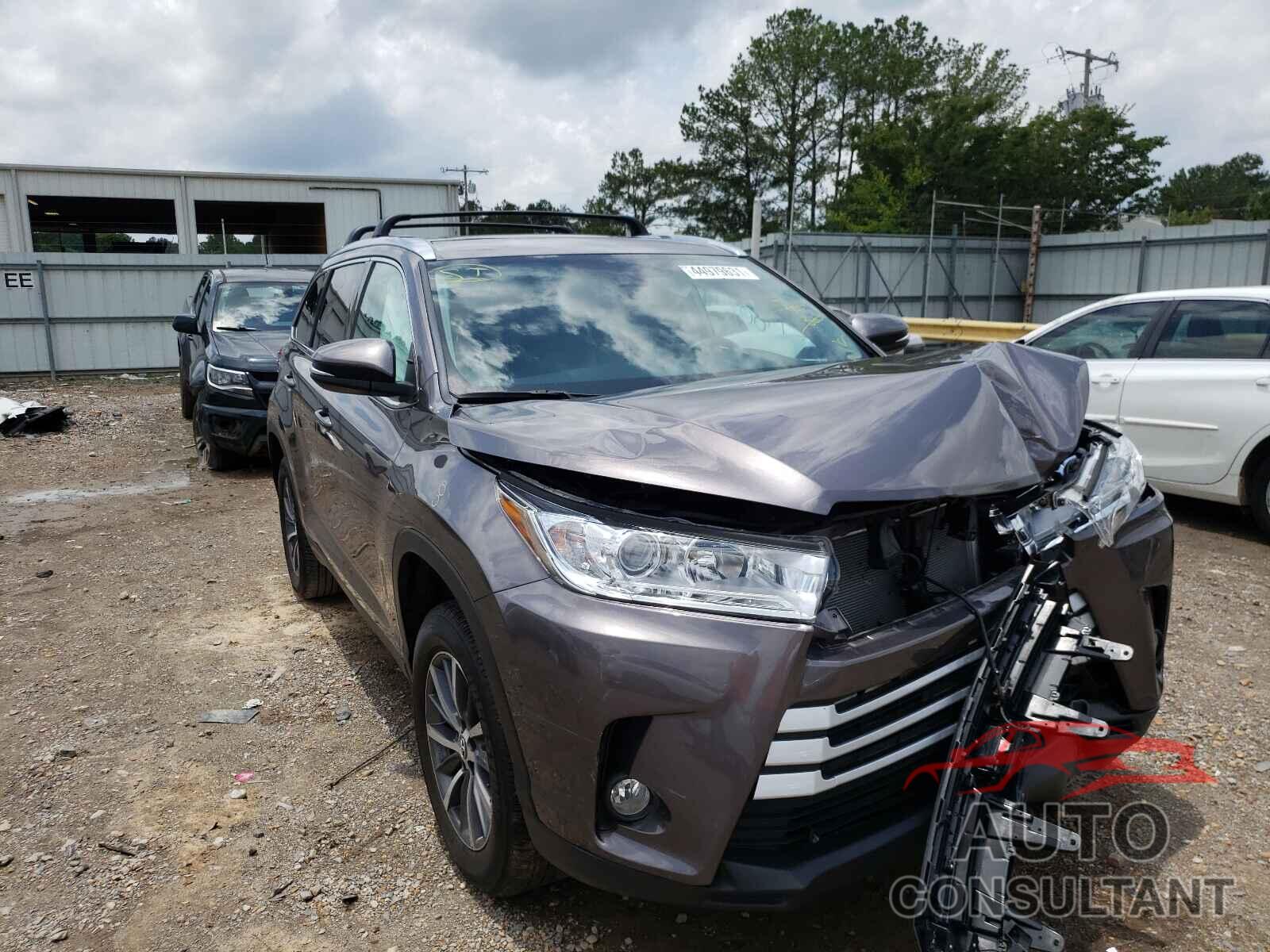 TOYOTA HIGHLANDER 2019 - 5TDKZRFHXKS559930