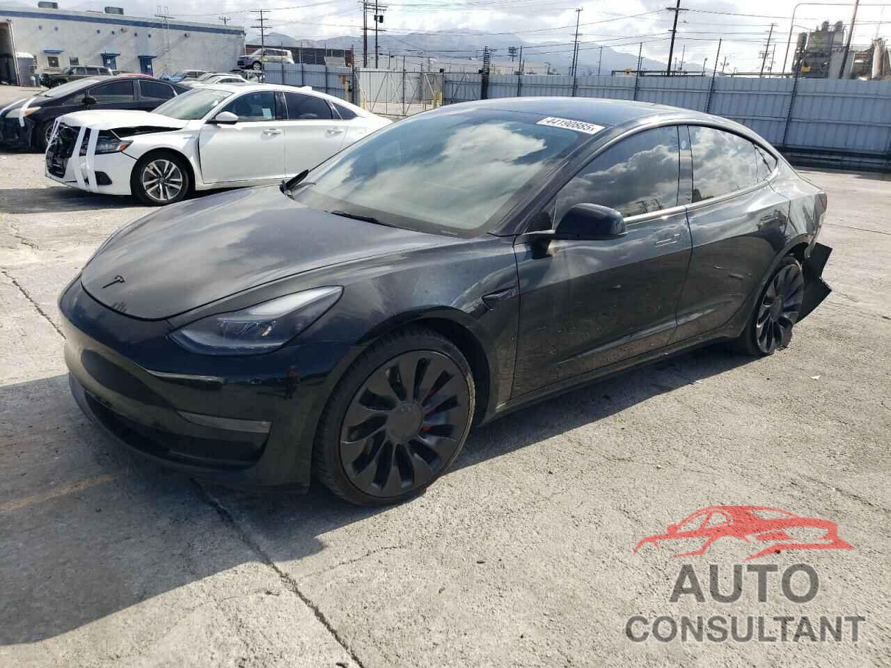 TESLA MODEL 3 2022 - 5YJ3E1EC0NF233831