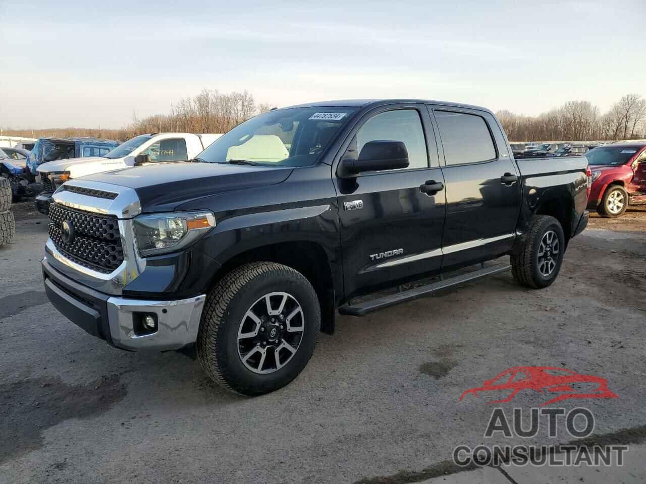 TOYOTA TUNDRA 2018 - 5TFDY5F16JX737090