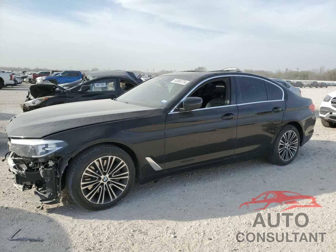 BMW 5 SERIES 2019 - WBAJA5C59KWW04780