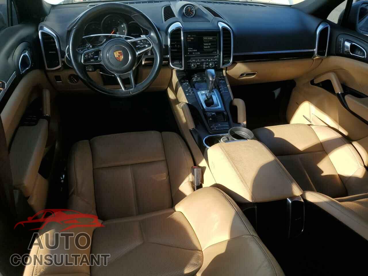 PORSCHE CAYENNE 2016 - WP1AA2A2XGLA08773