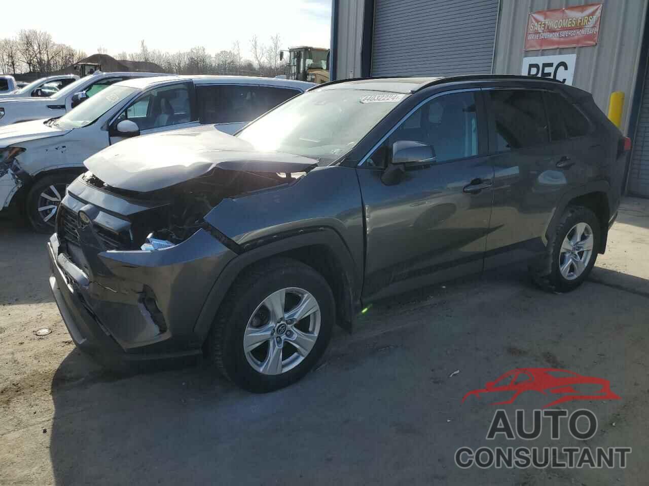 TOYOTA RAV4 2019 - 2T3P1RFV5KW069929