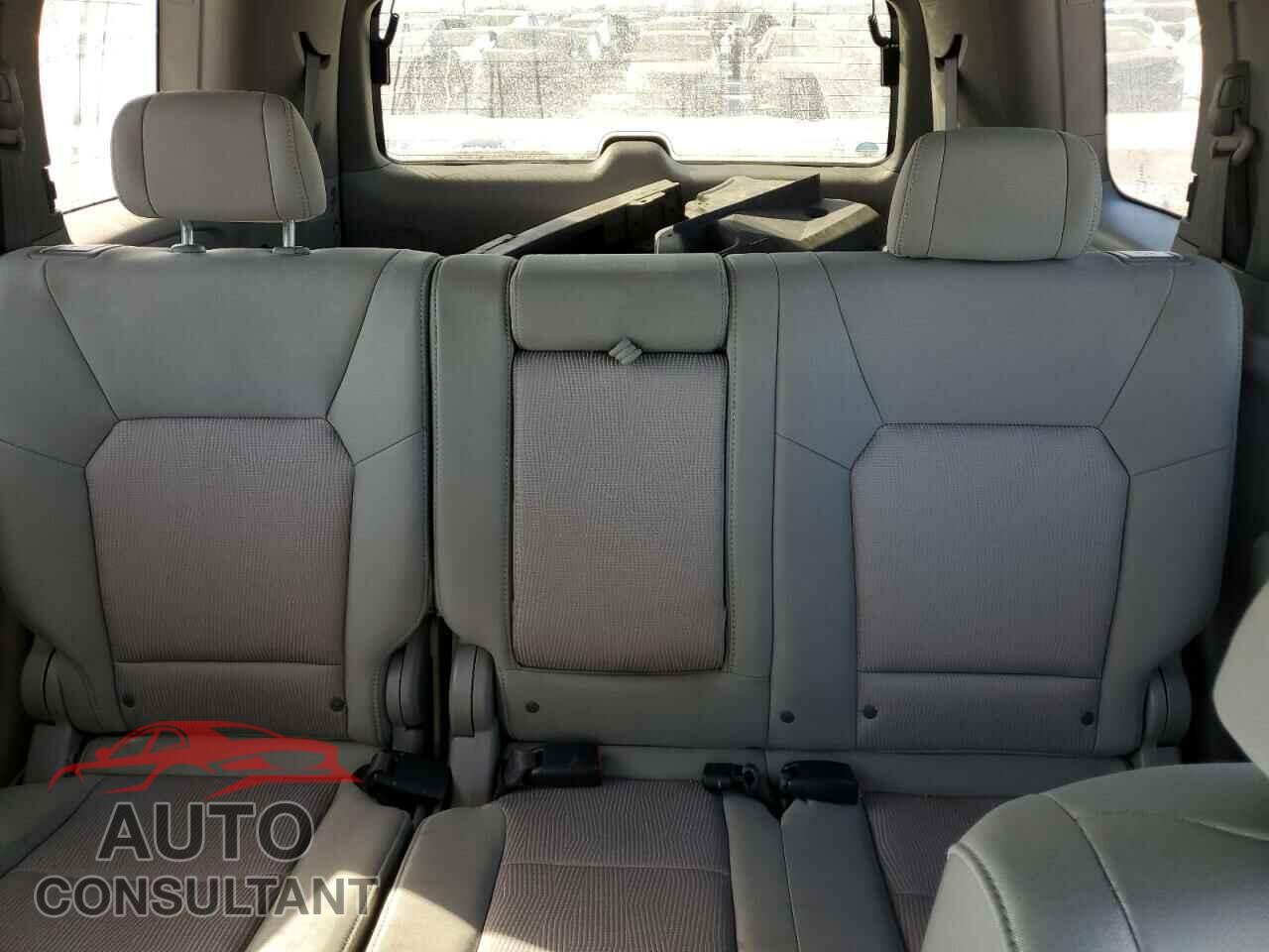 HONDA PILOT 2011 - 5FNYF3H46BB003564