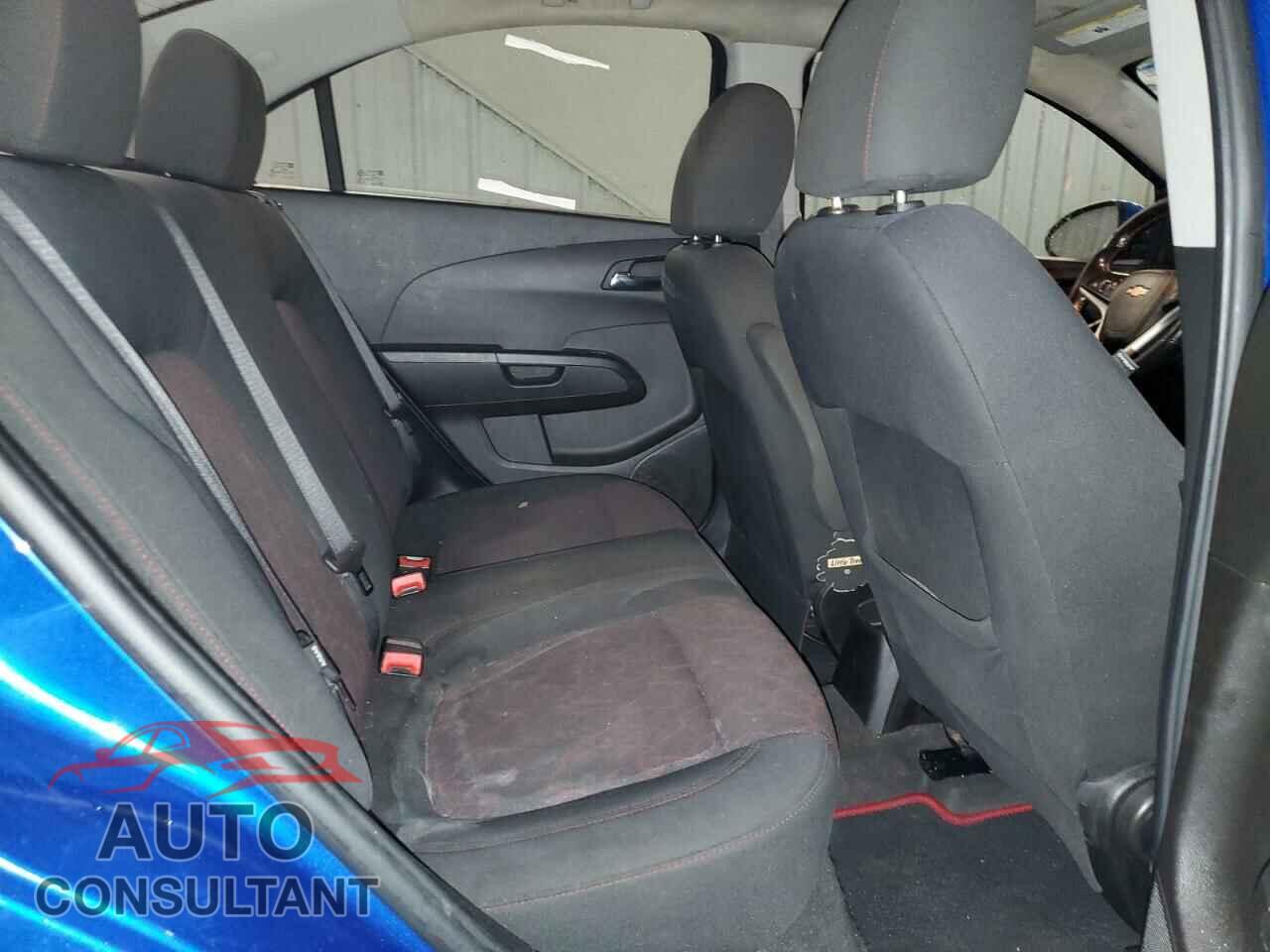 CHEVROLET SONIC 2017 - 1G1JD5SB3H4137564