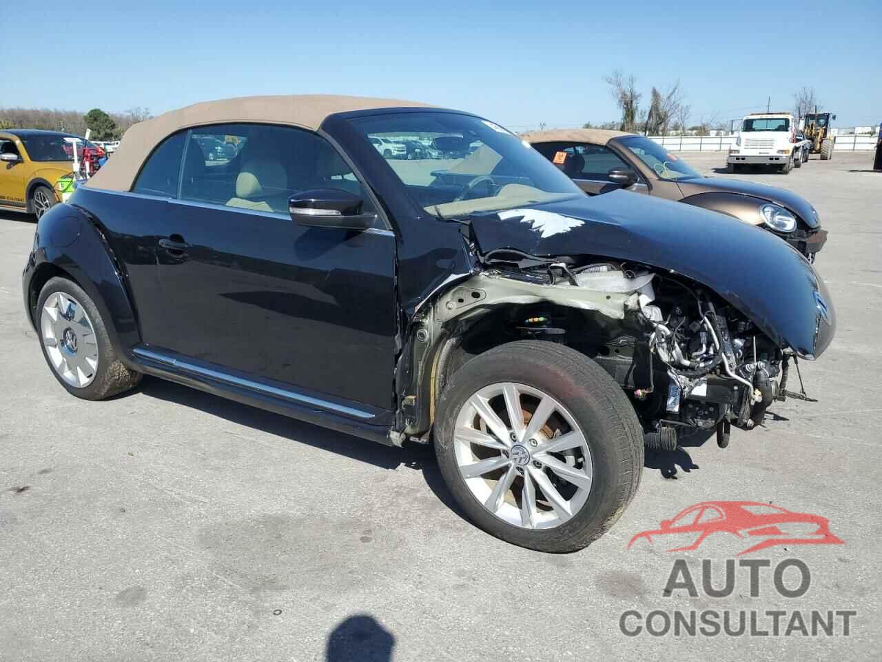 VOLKSWAGEN BEETLE 2018 - 3VW5DAAT2JM518230