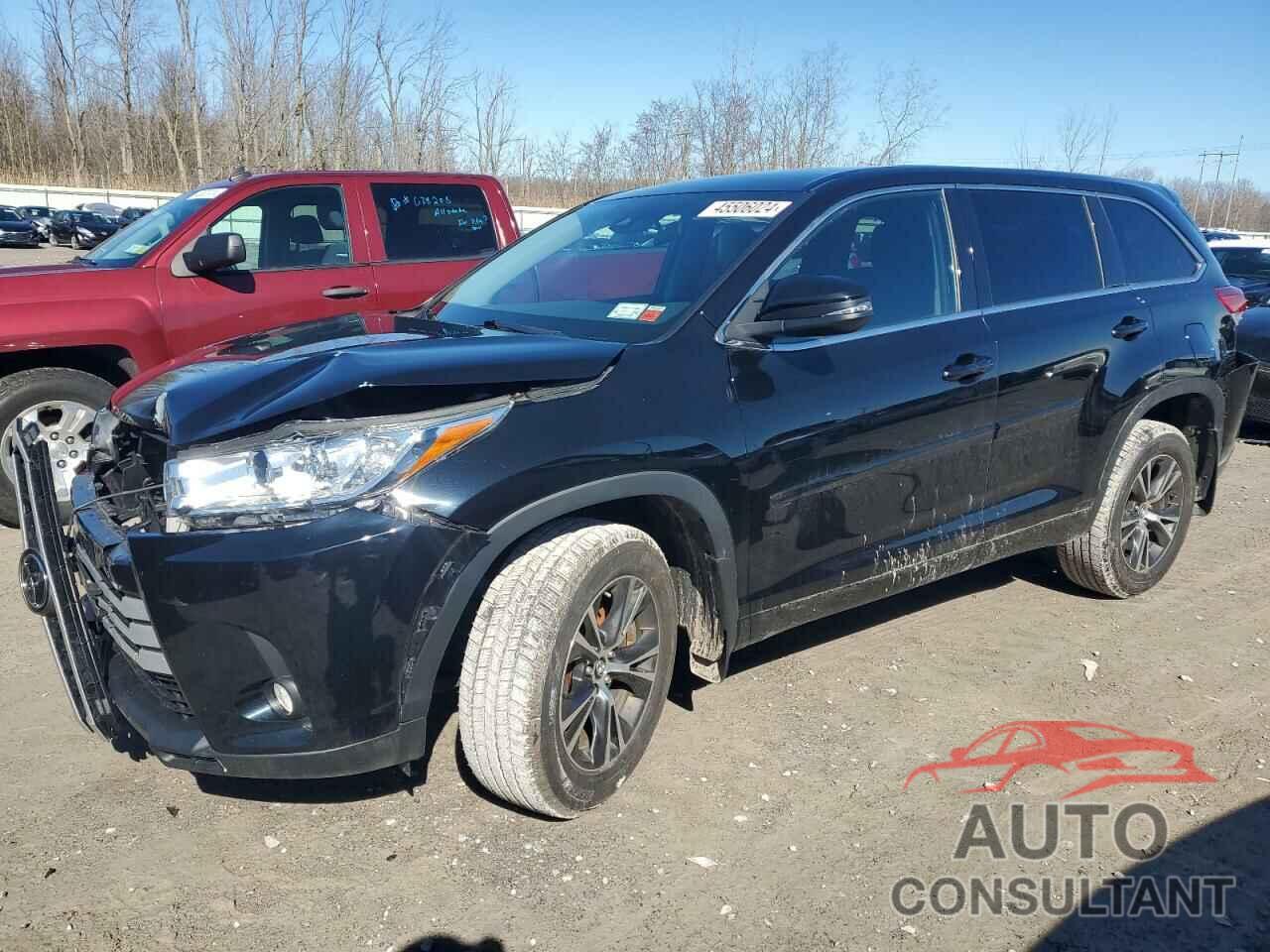 TOYOTA HIGHLANDER 2018 - 5TDBZRFH4JS828065