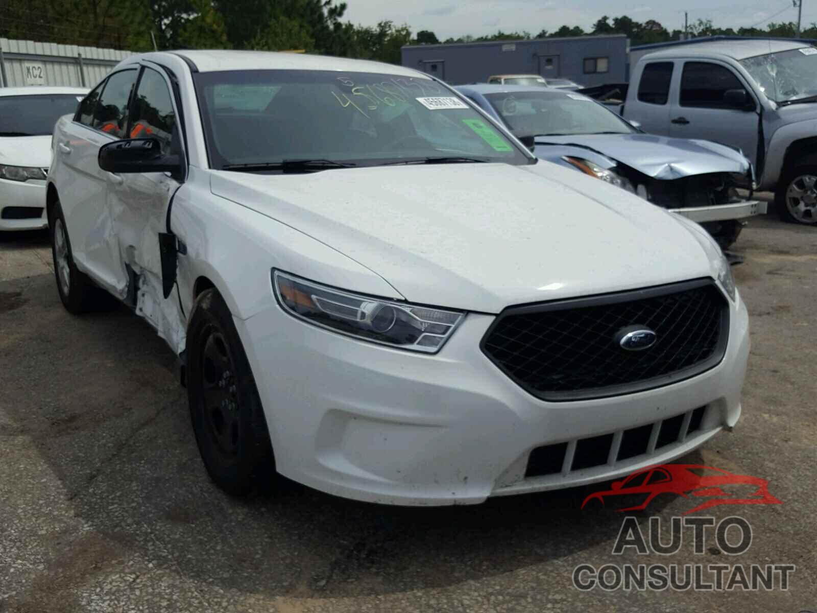 FORD TAURUS 2018 - 1FAHP2L85JG107460