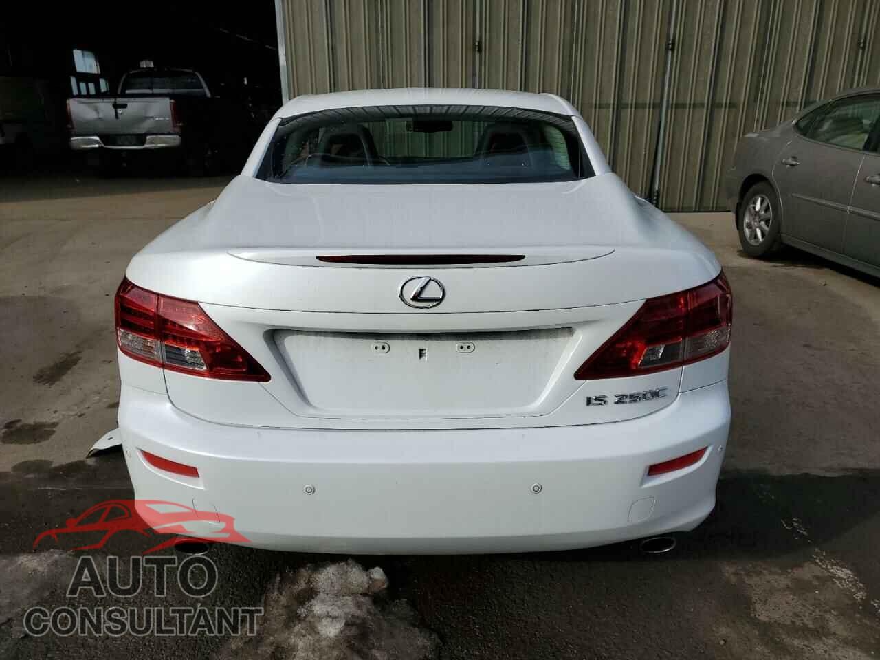 LEXUS IS 2012 - JTHFF2C29C2526037