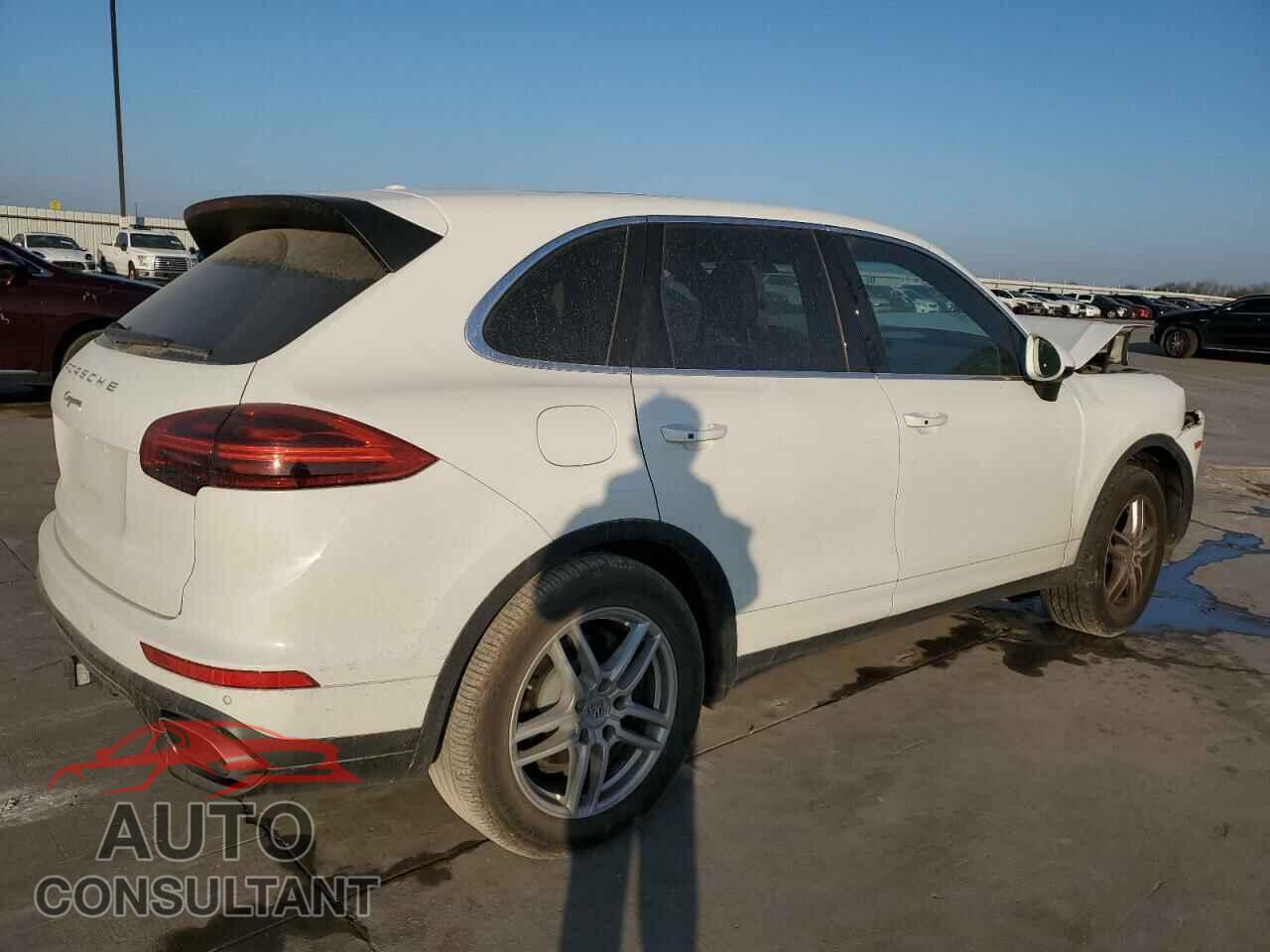 PORSCHE CAYENNE 2016 - WP1AA2A29GLA08683