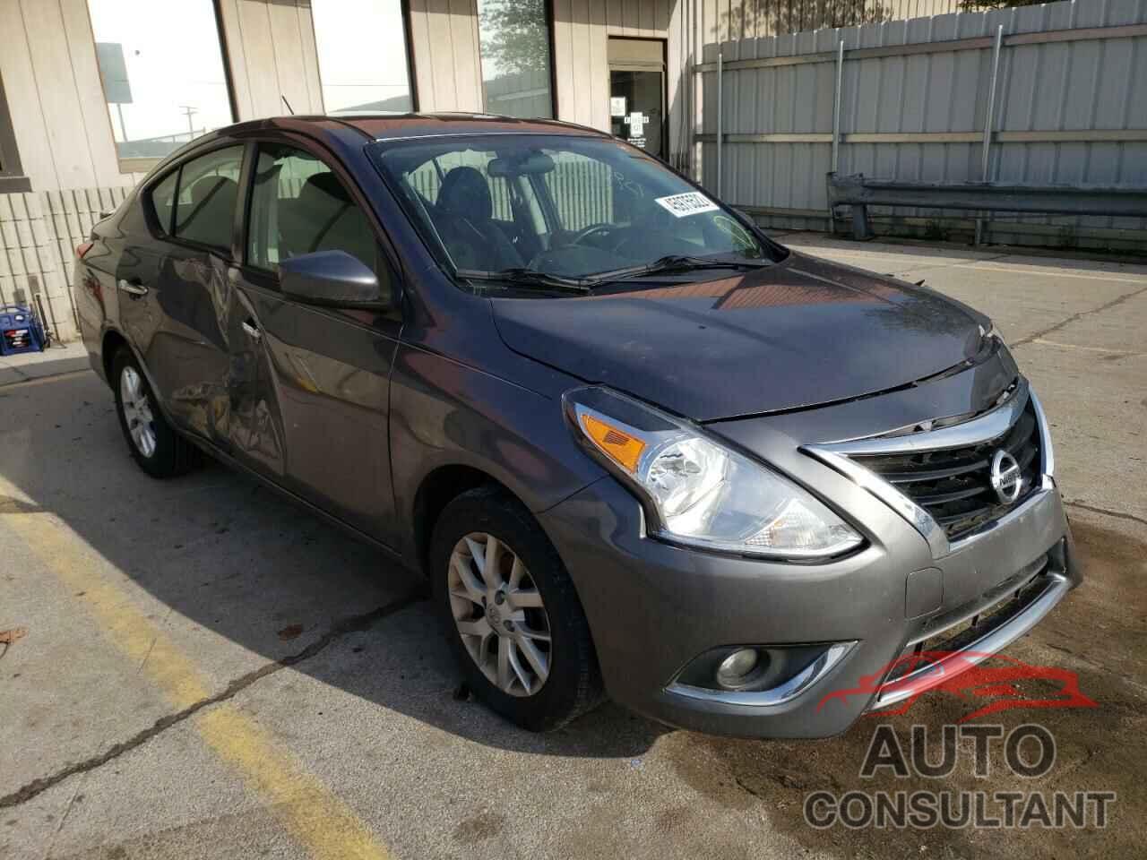 NISSAN VERSA 2018 - 3N1CN7AP3JL814136