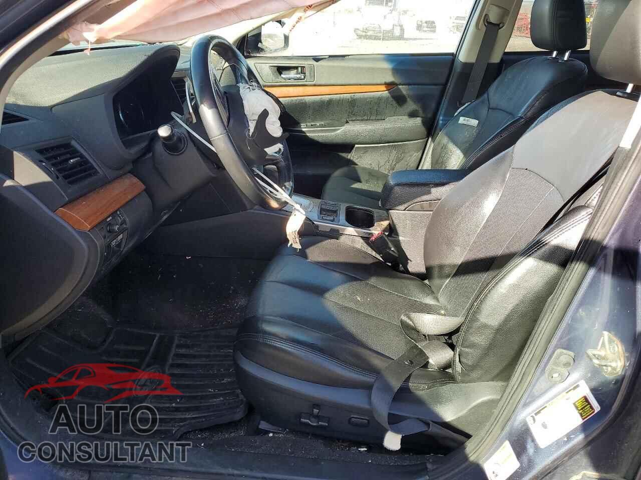 SUBARU OUTBACK 2014 - 4S4BRBKC9E3304592