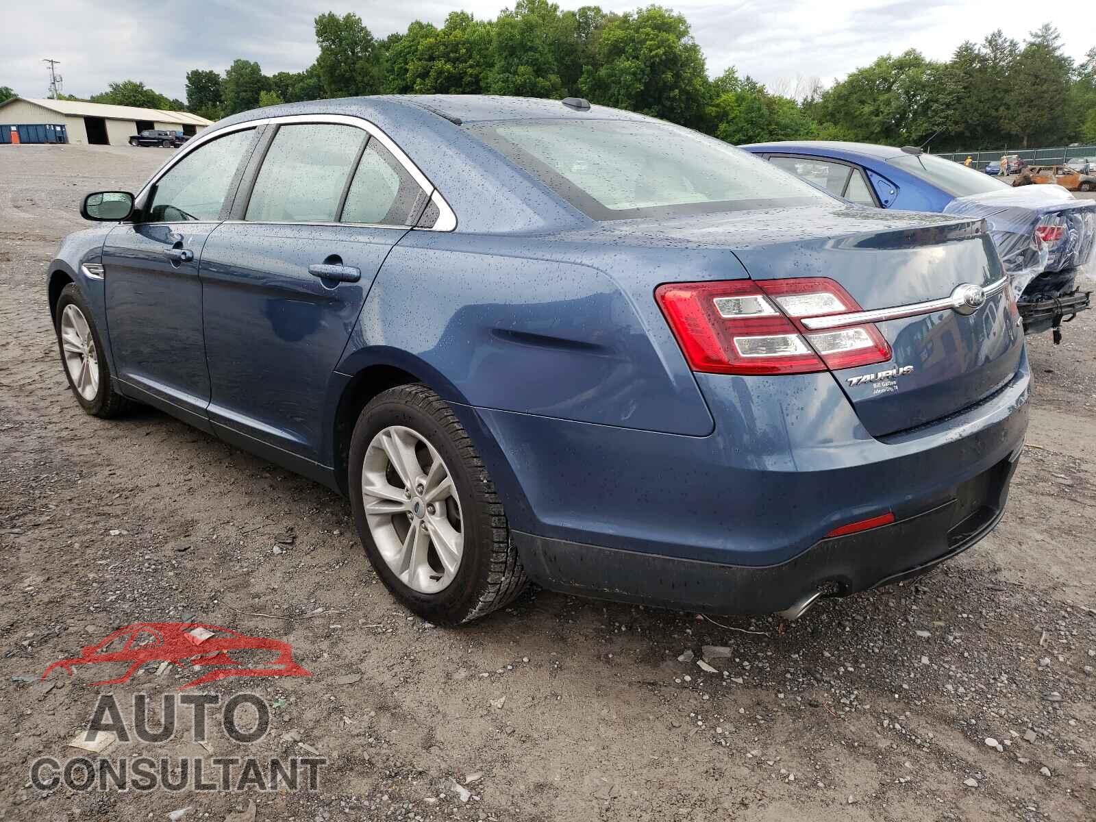 FORD TAURUS 2018 - 1FAHP2D8XJG123572