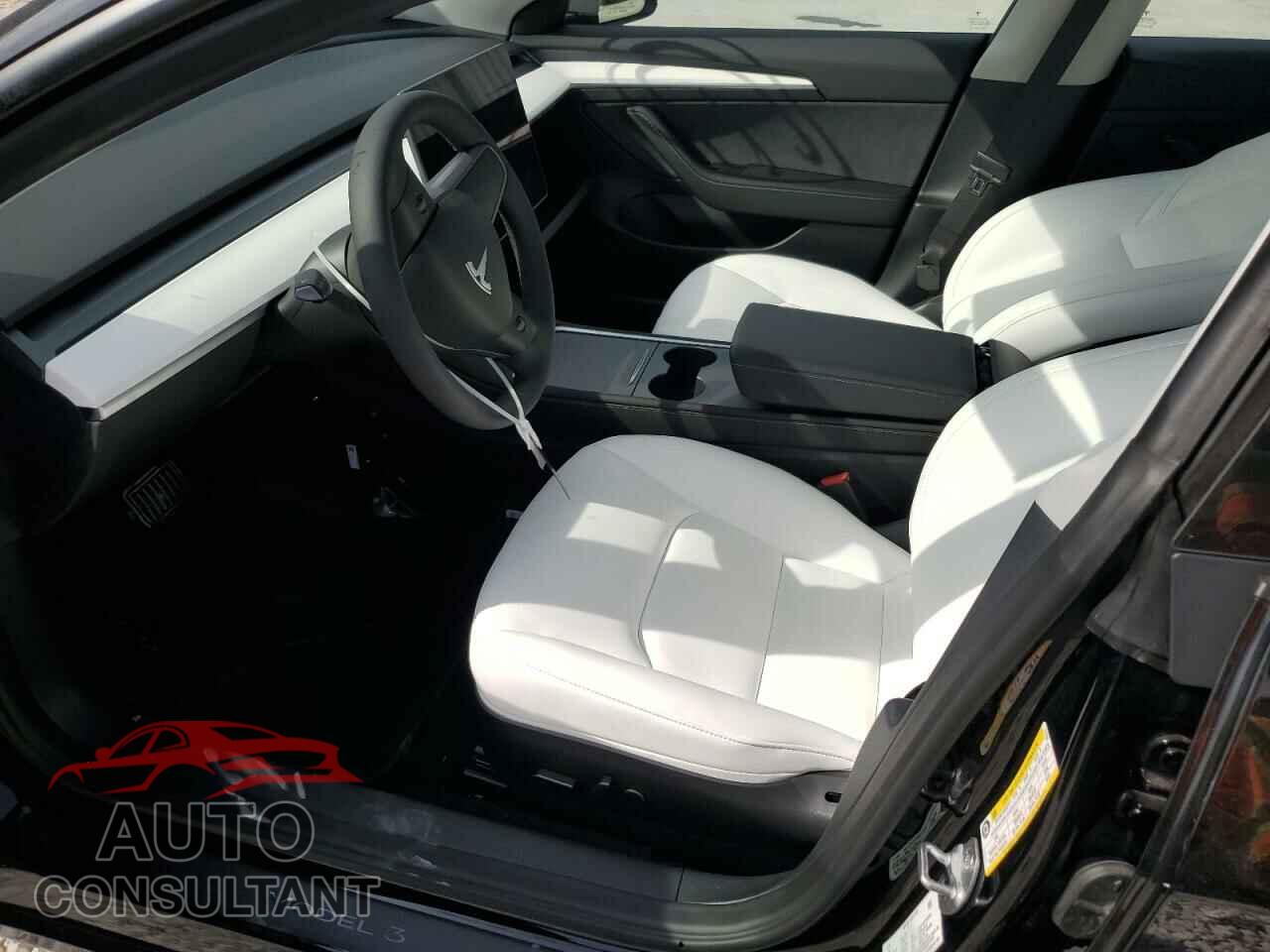 TESLA MODEL 3 2023 - 5YJ3E1EB3PF677764