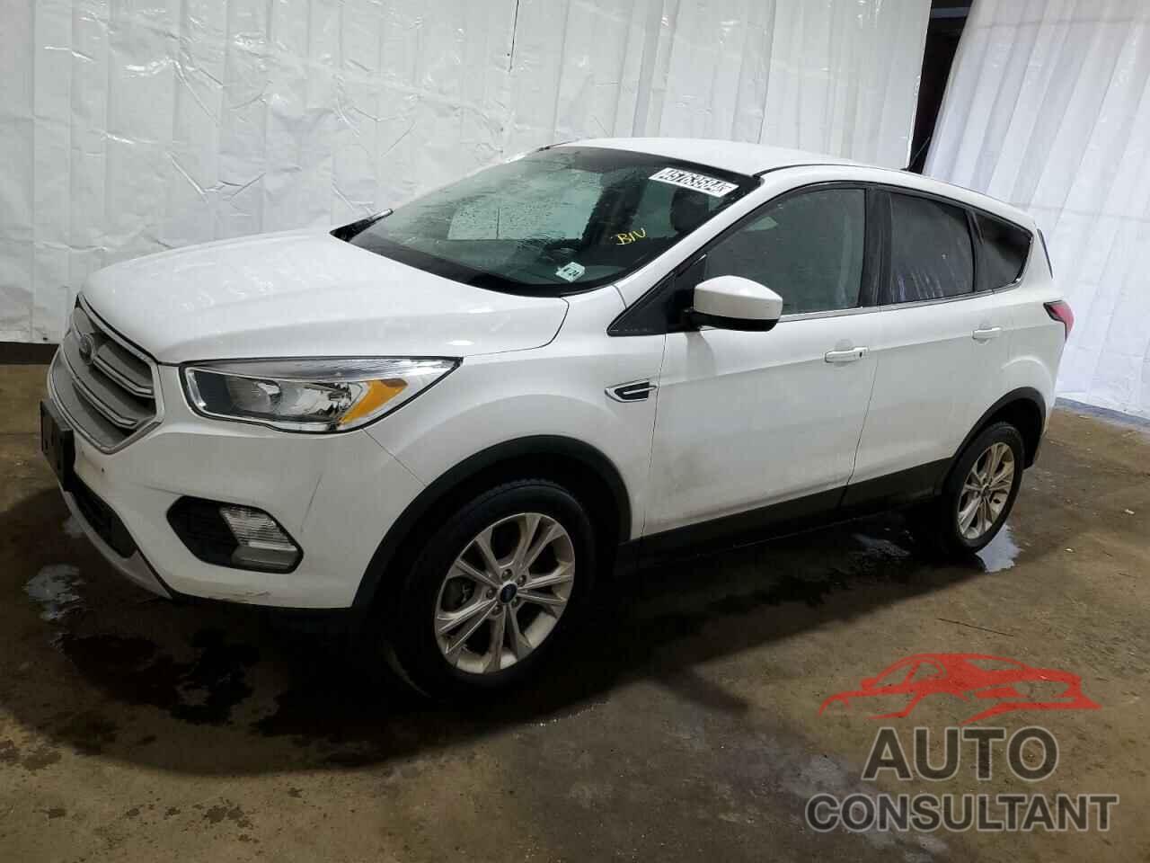 FORD ESCAPE 2019 - 1FMCU9GD1KUB82183