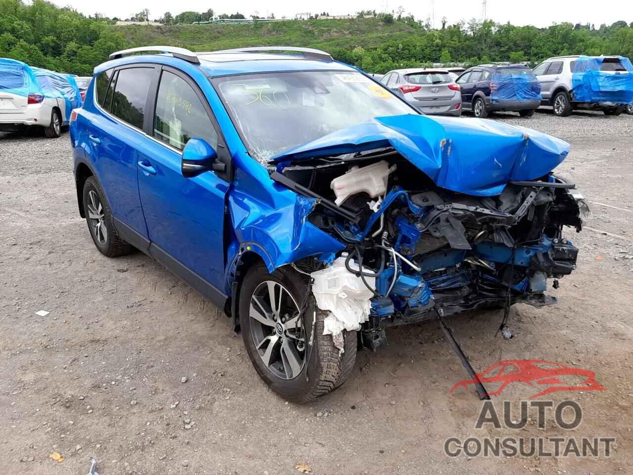TOYOTA RAV4 2017 - JTMRFREV6HJ168343