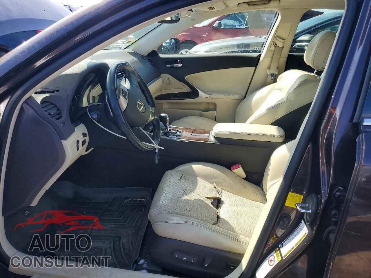 LEXUS IS 2012 - JTHBF5C26C5164957