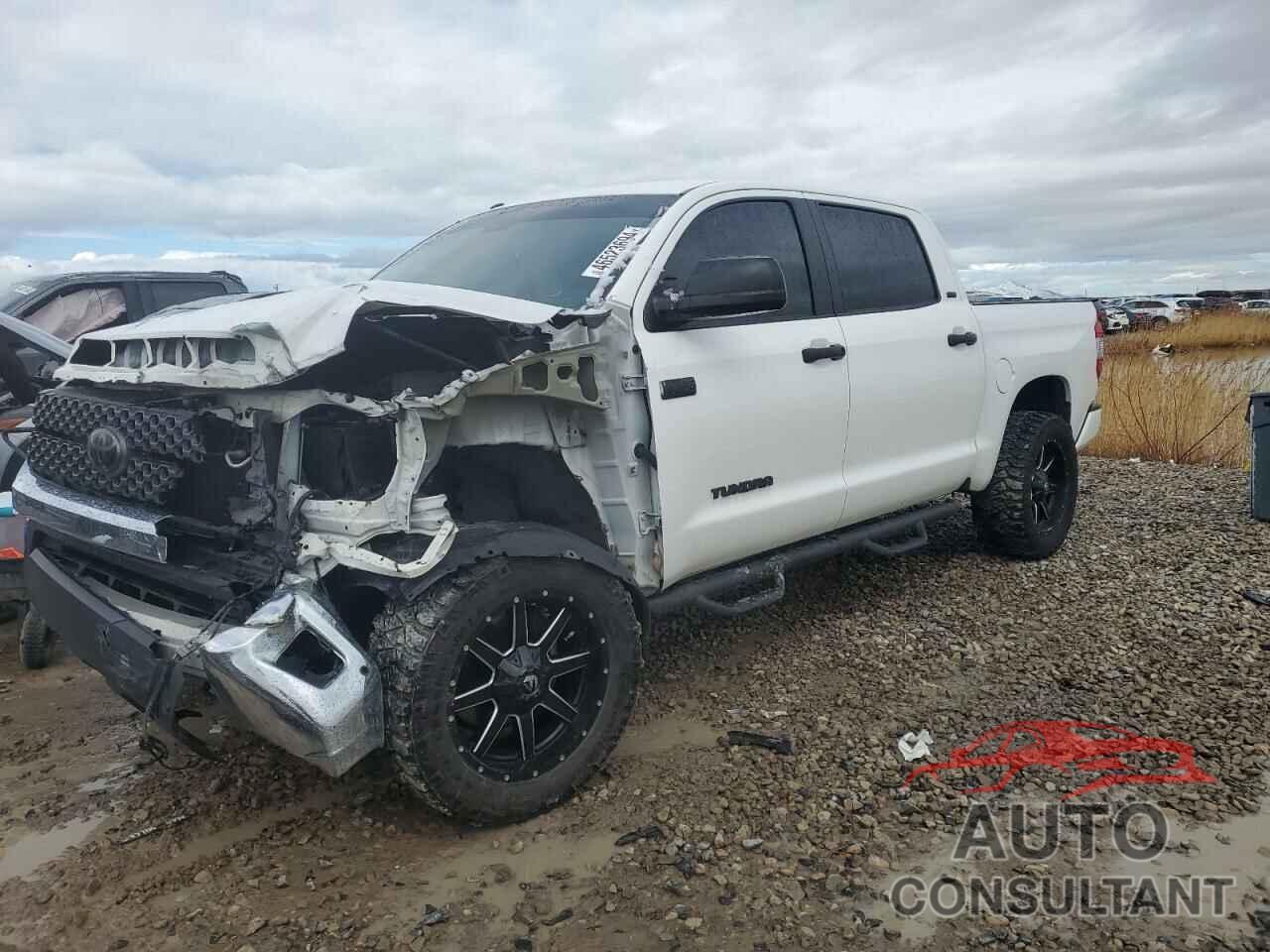 TOYOTA TUNDRA 2018 - 5TFDY5F14JX776065