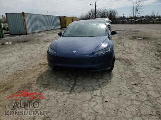 TESLA MODEL 3 2024 - 5YJ3E1EA5RF739692