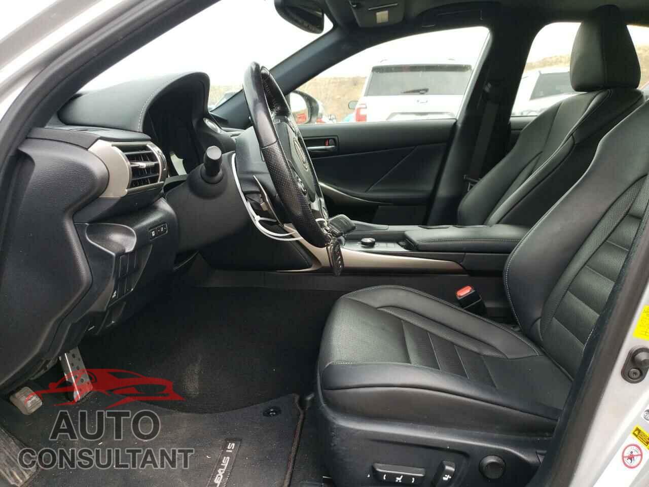 LEXUS IS 2016 - JTHCE1D26G5010656