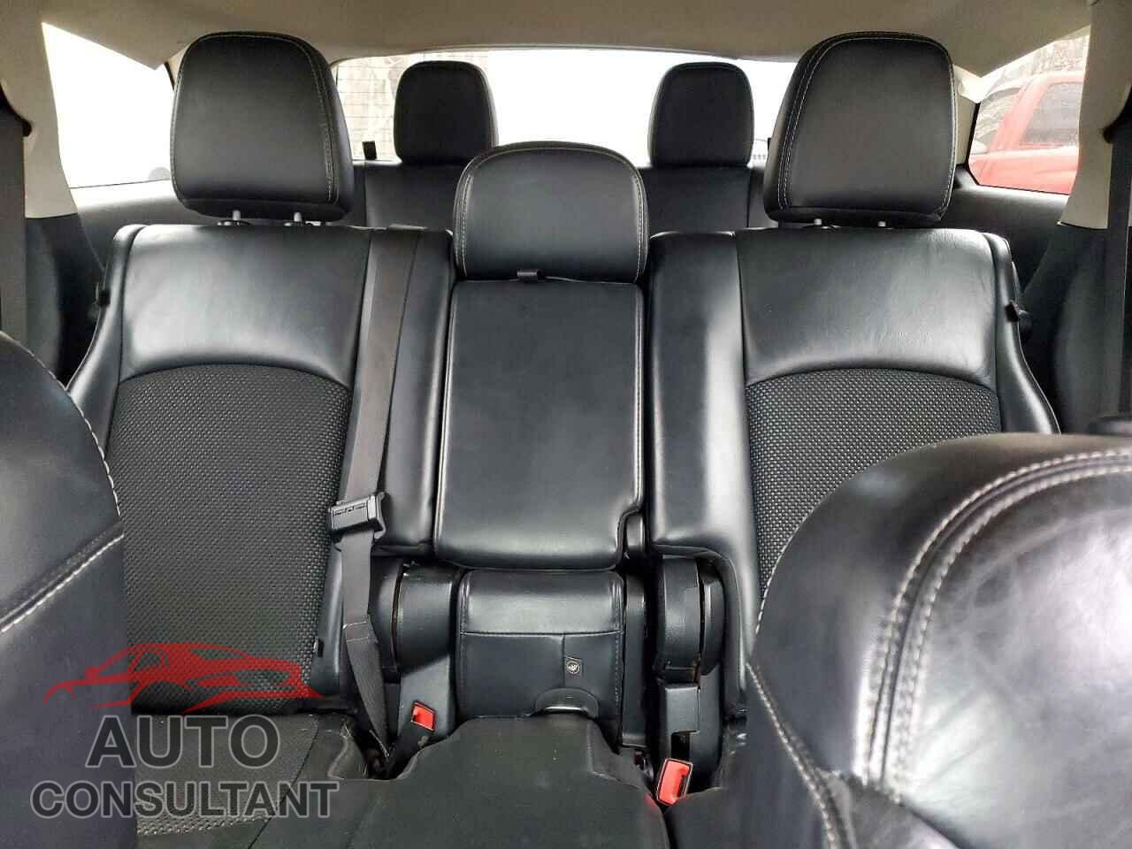 DODGE JOURNEY 2020 - 3C4PDCGB4LT272425
