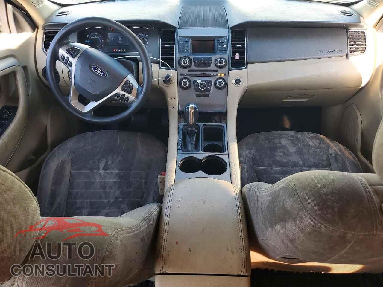 FORD TAURUS 2019 - 1FAHP2D84KG106946