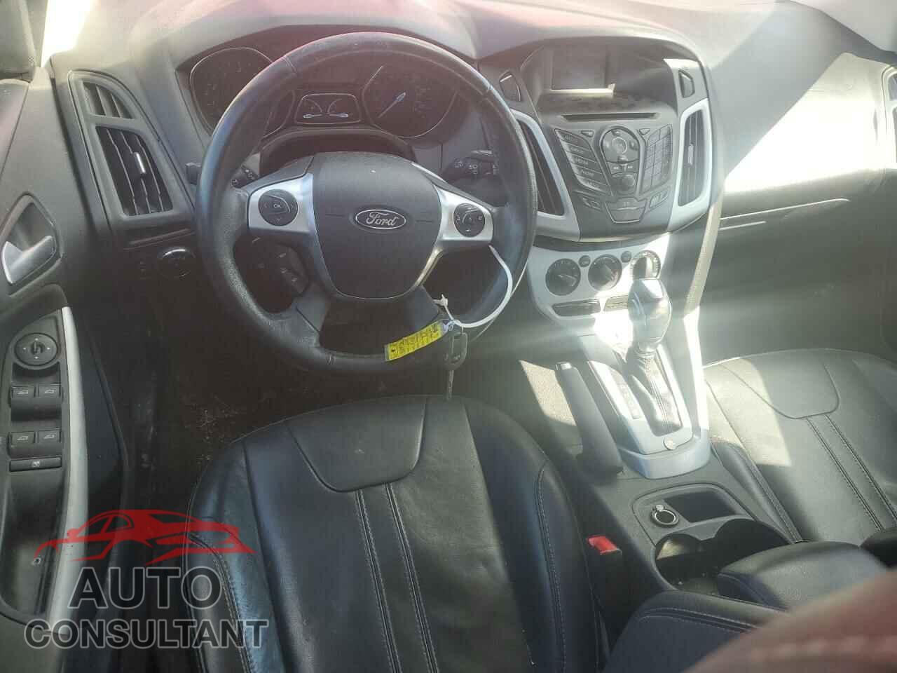 FORD FOCUS 2014 - 1FADP3F28EL261167