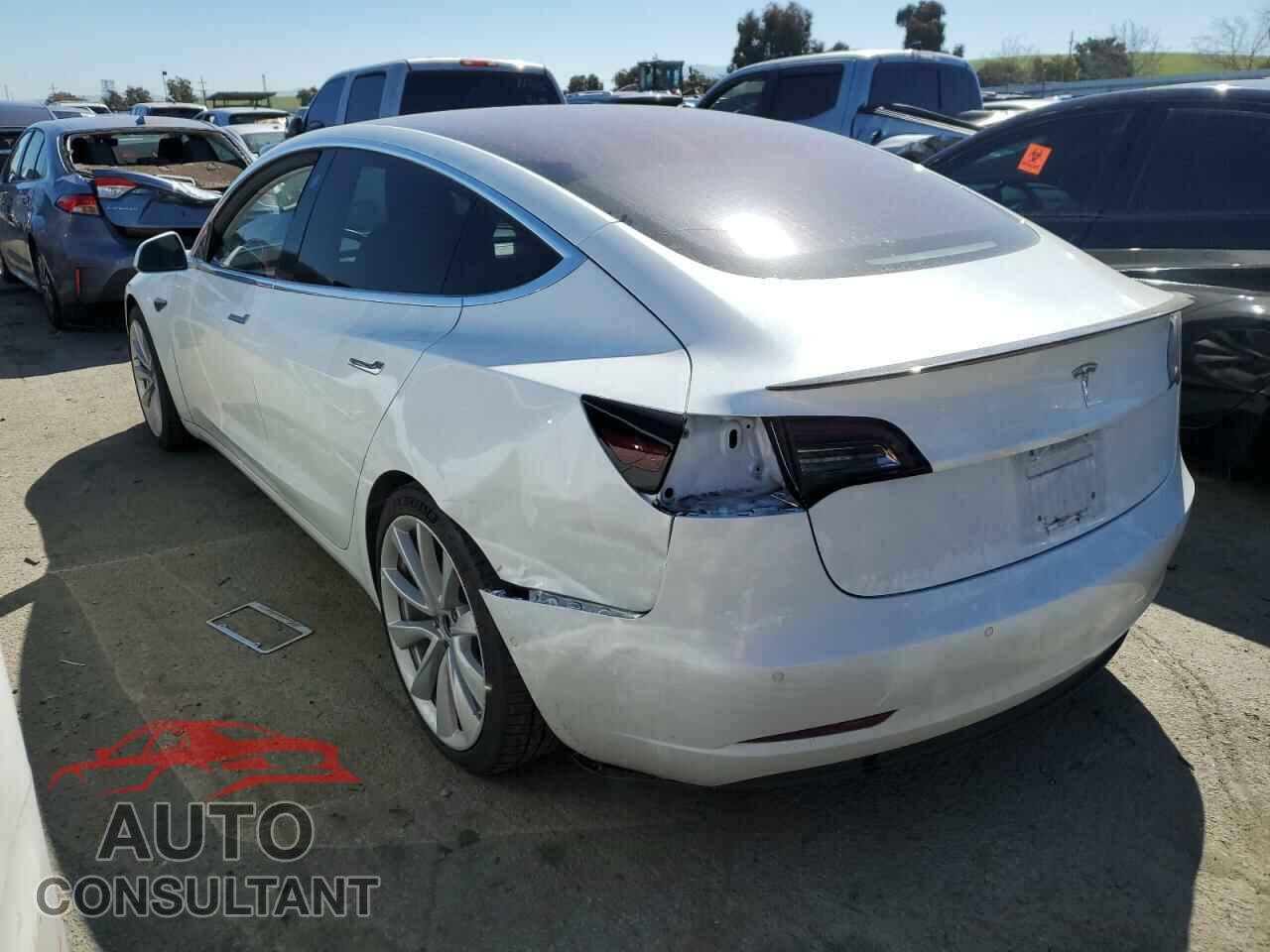 TESLA MODEL 3 2018 - 5YJ3E1EA0JF025330