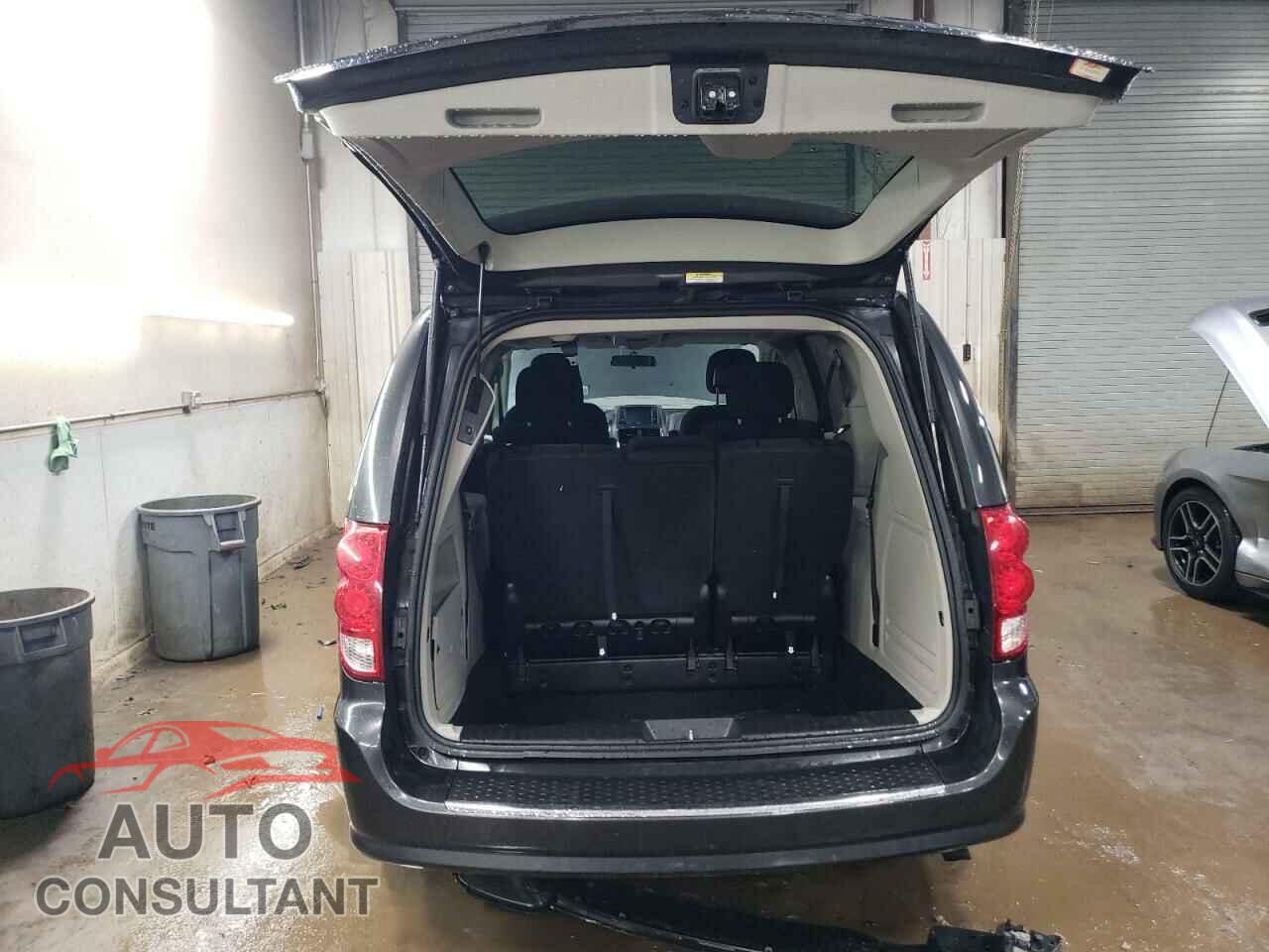 DODGE CARAVAN 2011 - 2D4RN5DG3BR711670