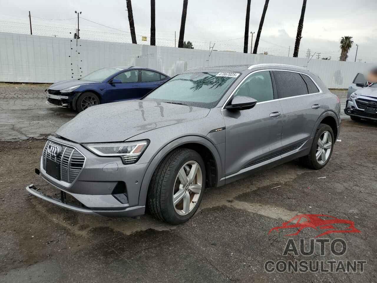 AUDI E-TRON 2019 - WA1LABGE7KB021954