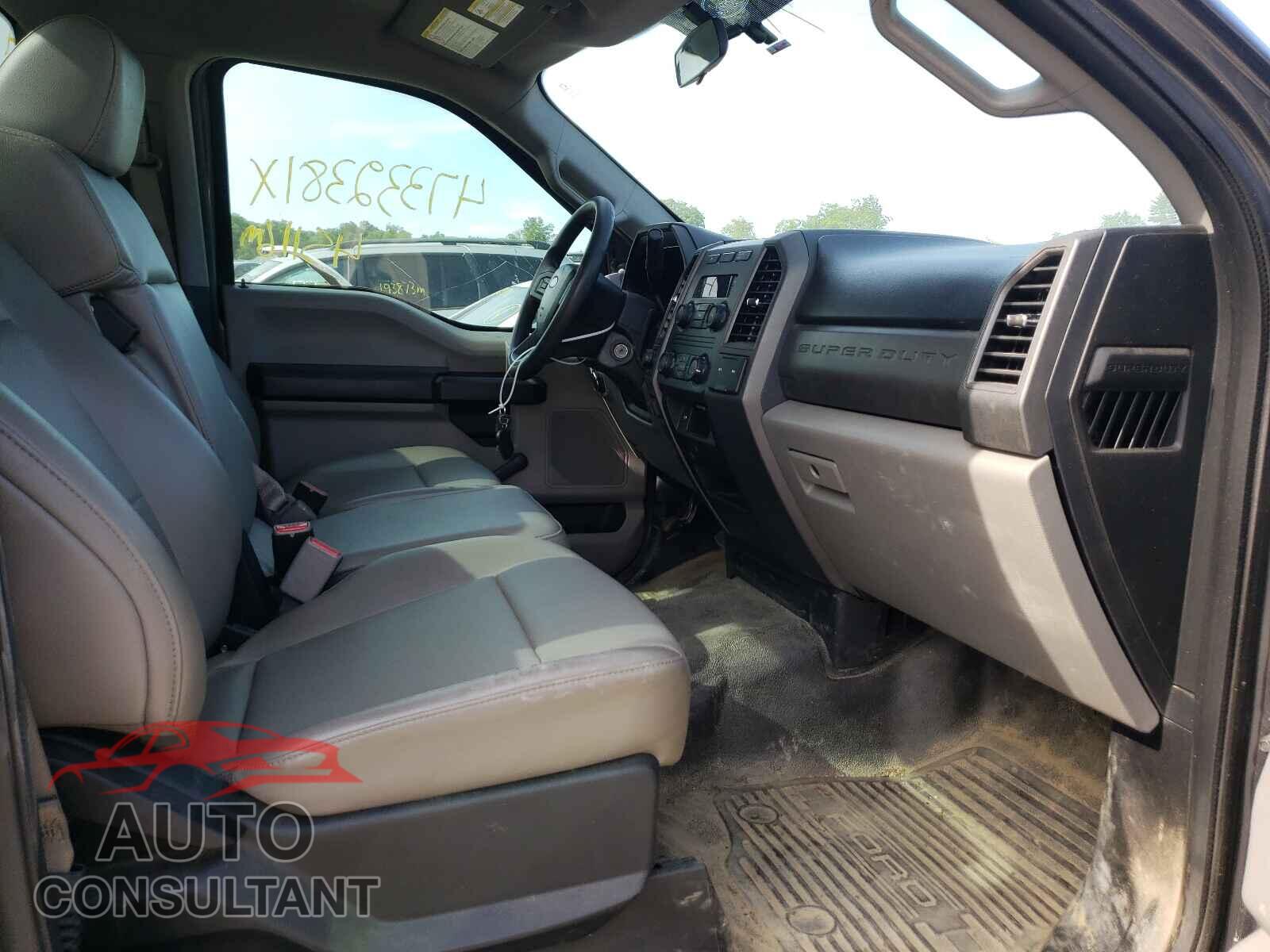 FORD F250 2017 - 1FTBF2B67HEE40025