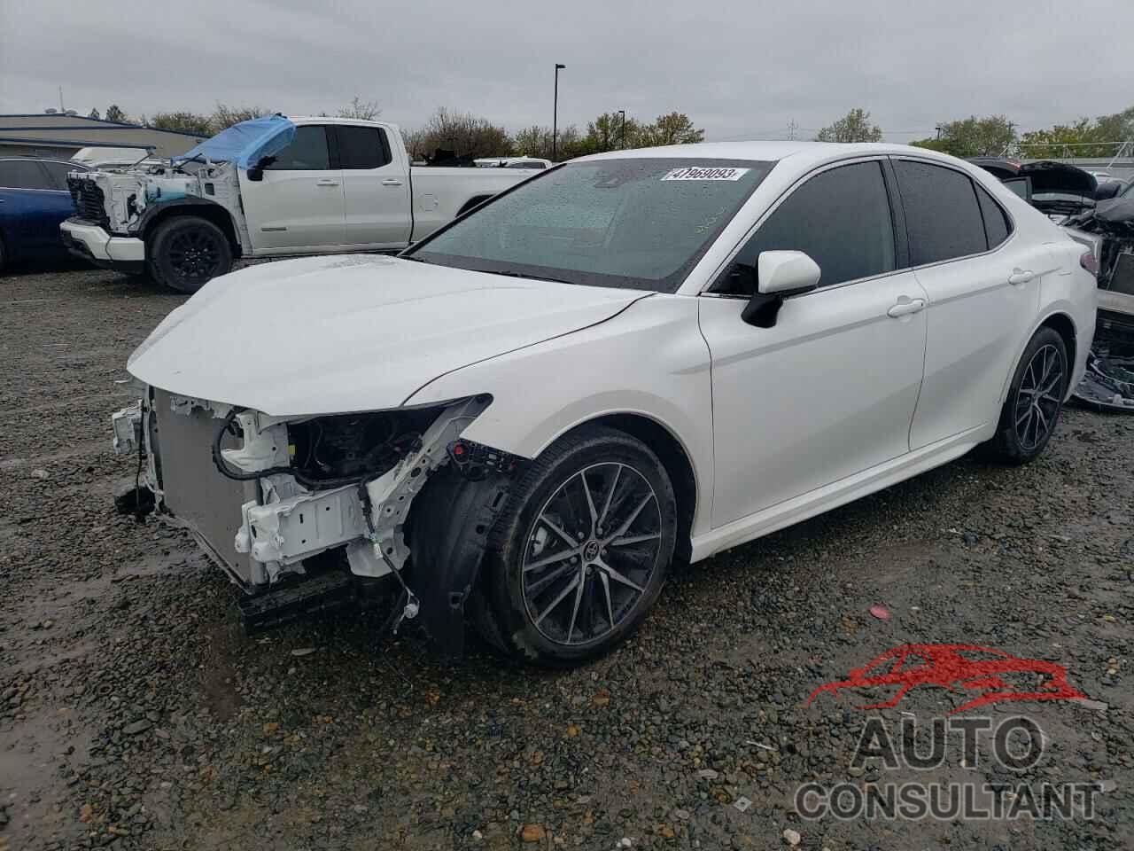 TOYOTA CAMRY 2021 - 4T1G11AK5MU567770