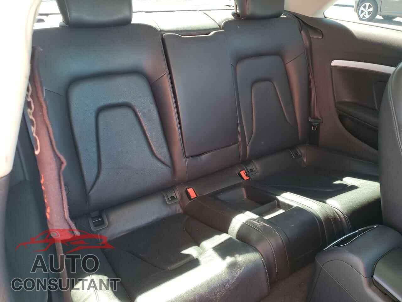 AUDI A5 2010 - WAUCFAFR1AA004820