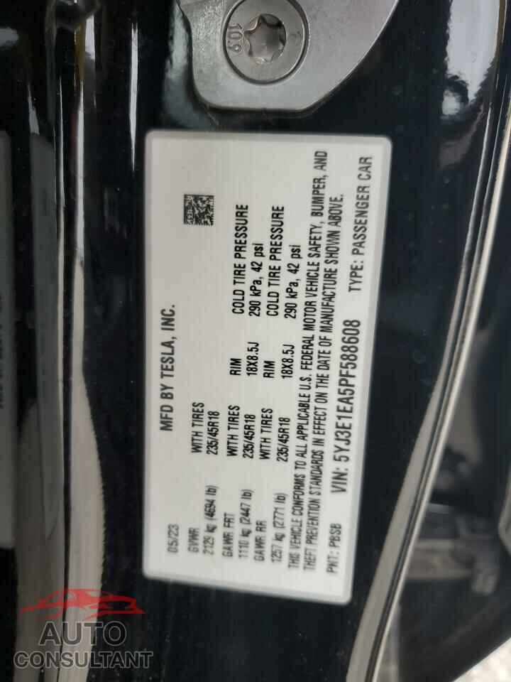 TESLA MODEL 3 2023 - 5YJ3E1EA5PF588608