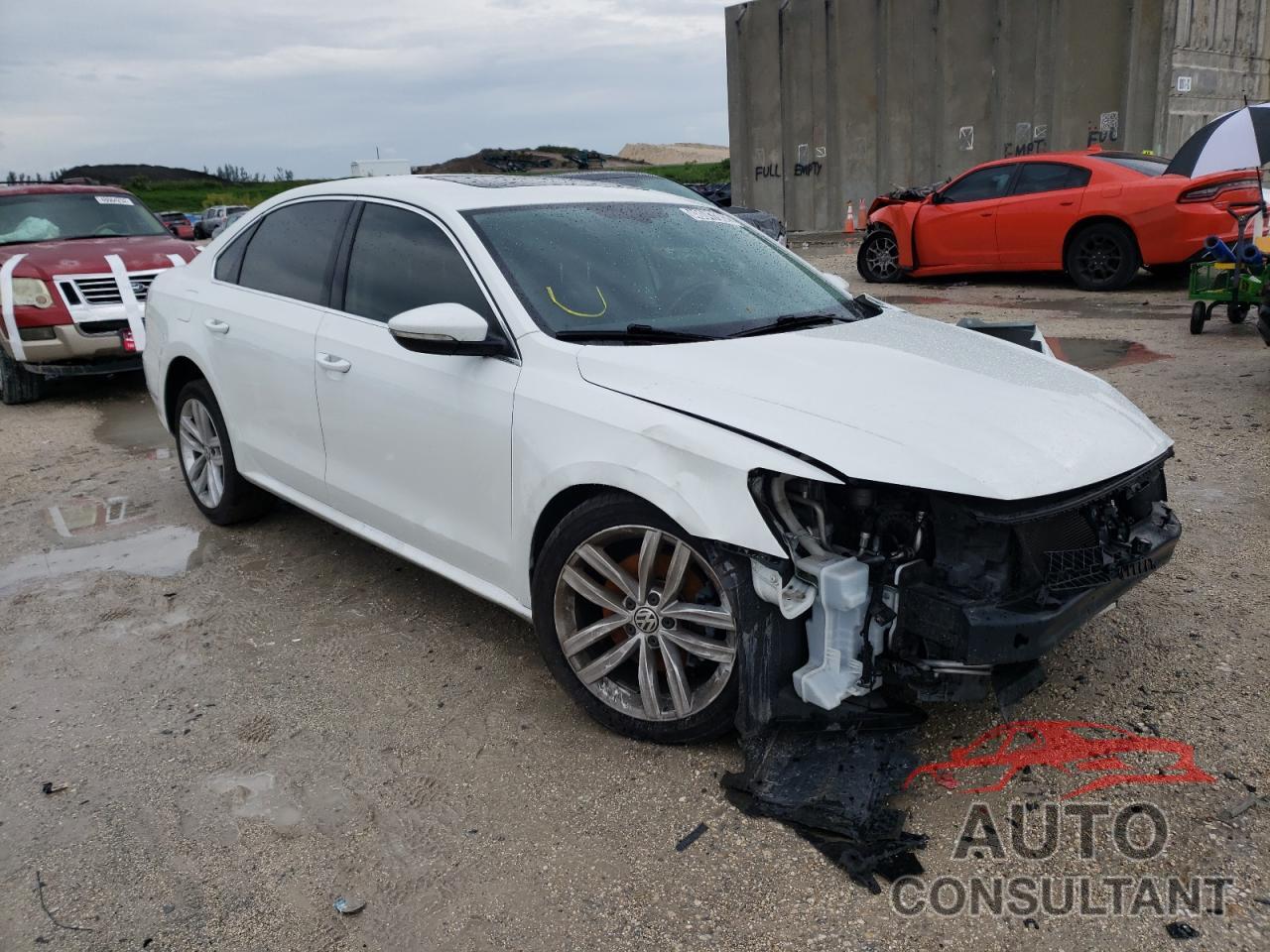 VOLKSWAGEN PASSAT 2018 - 1VWBA7A30JC027123