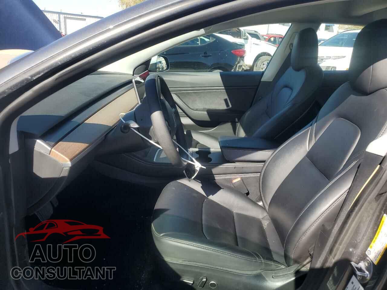 TESLA MODEL 3 2021 - 5YJ3E1EB9MF936706