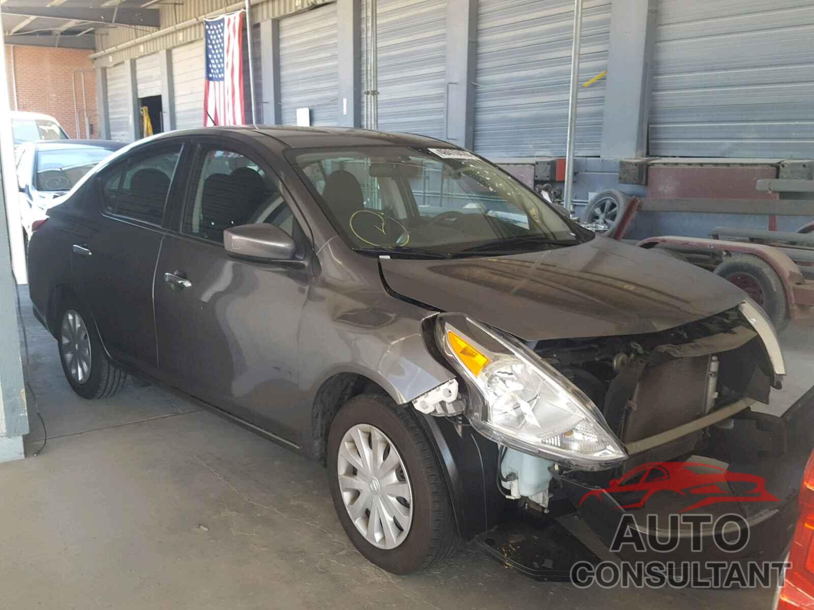 NISSAN VERSA 2017 - 3N1CN7AP6HL843883