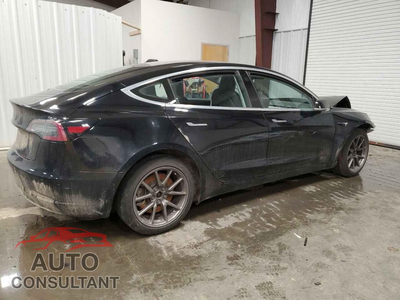 TESLA MODEL 3 2018 - 5YJ3E1EB4JF103164